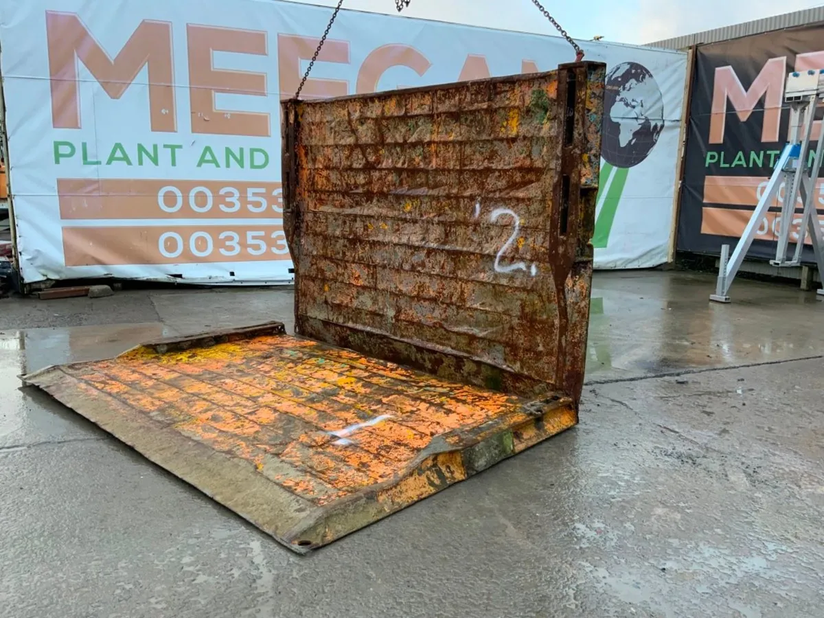 3.0mt x 2.0mt TRENCH BOX ASSEMBLY... - Image 1