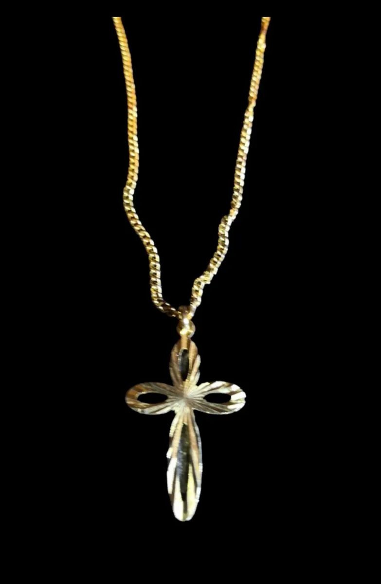 Gold PLATED chain with cross - Image 1