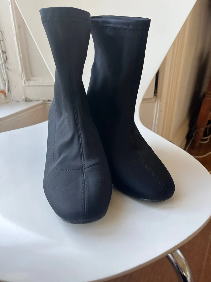 Dunnes boots for sale in Co. Limerick for 15 on DoneDeal