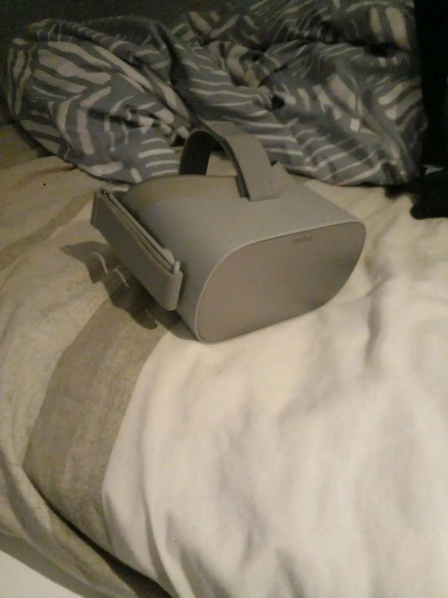 Oculus go for sale in Co. Dublin for 100 on DoneDeal