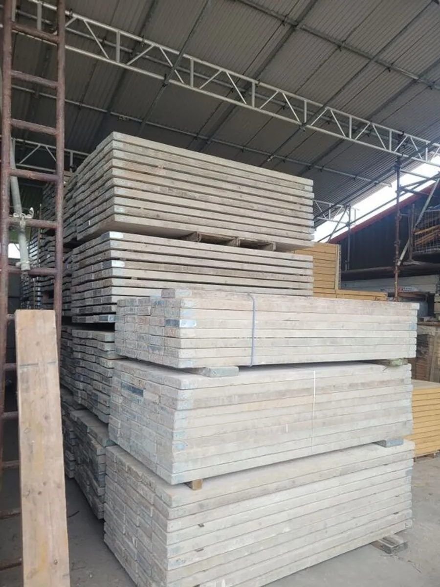scaffolding - Image 4