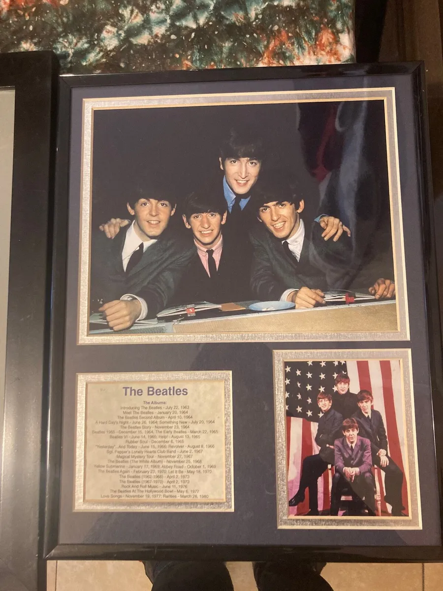 Beatles items free postage - Image 1