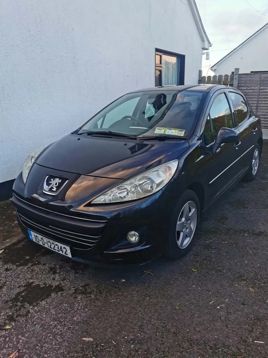 Perfect Condition Peugeot 207 2010 Car for Sale