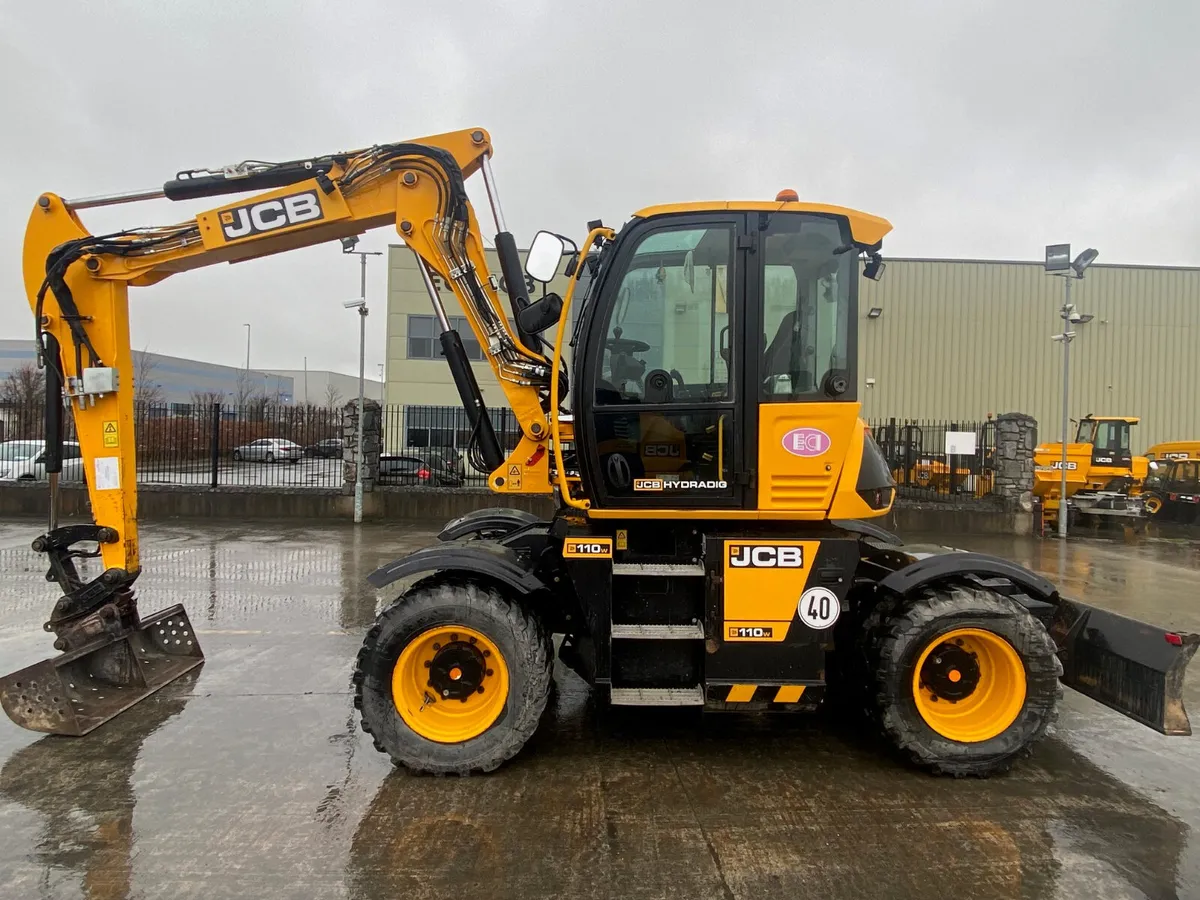 JCB HYDRADIG WHEELED EXCAVATOR RUBBER DUCK,4706HRS - Image 1