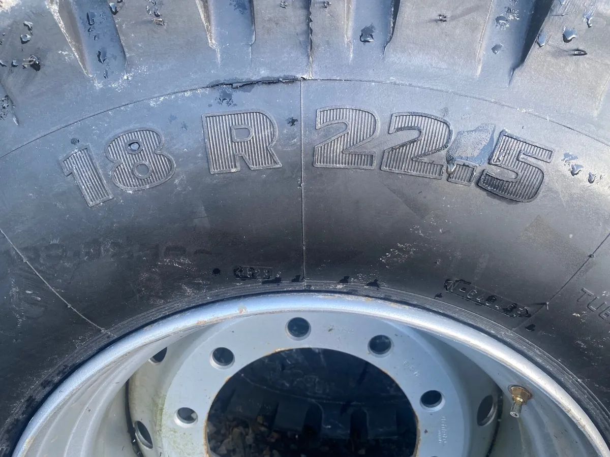 445/65 R22.5 Wheels - Image 3