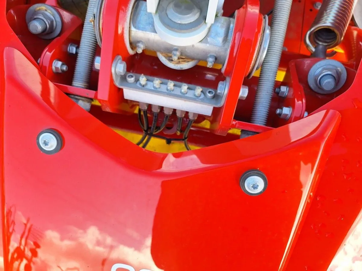 NEW POTTINGER 301 ALPHA MOTION PRO - Image 3