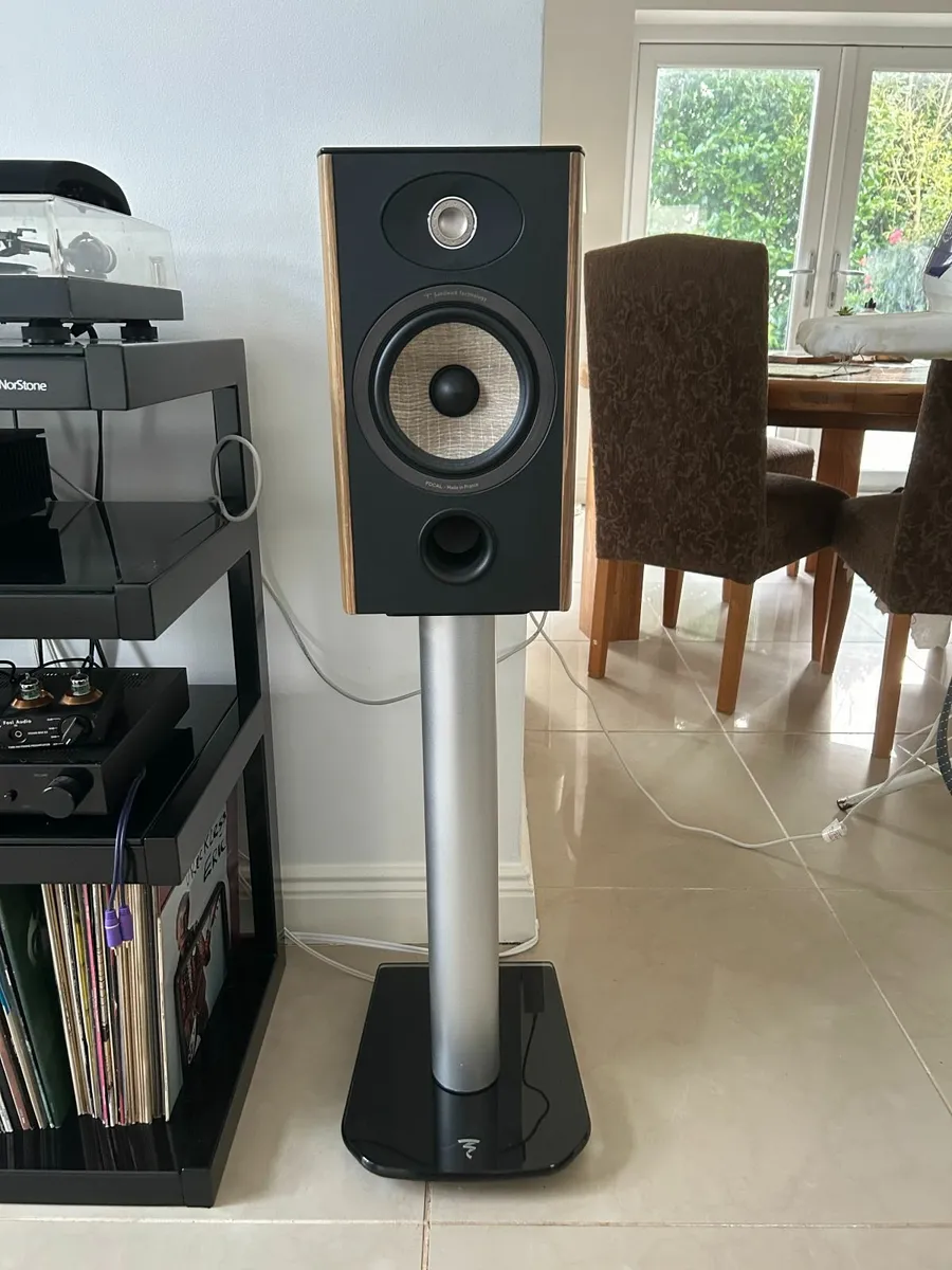 Focal hot sale aria stands