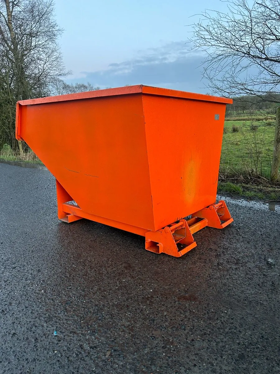Telehandler Auto-Locking Skips - Image 4