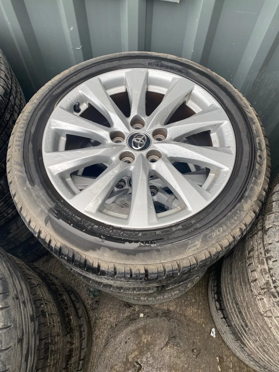 Toyota Avensis RAV4 Camry 17" alloys - Image 1