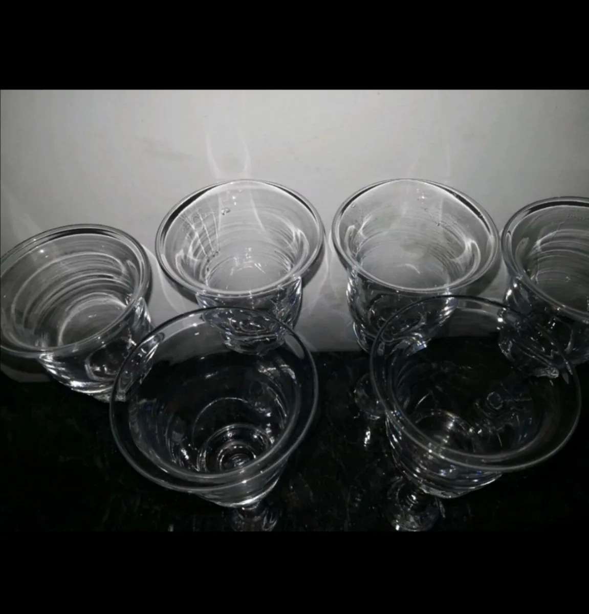 Hand blown heavy wine glass set - Image 3