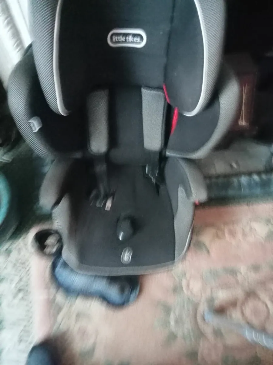 Little tikes circuit car 2024 seat