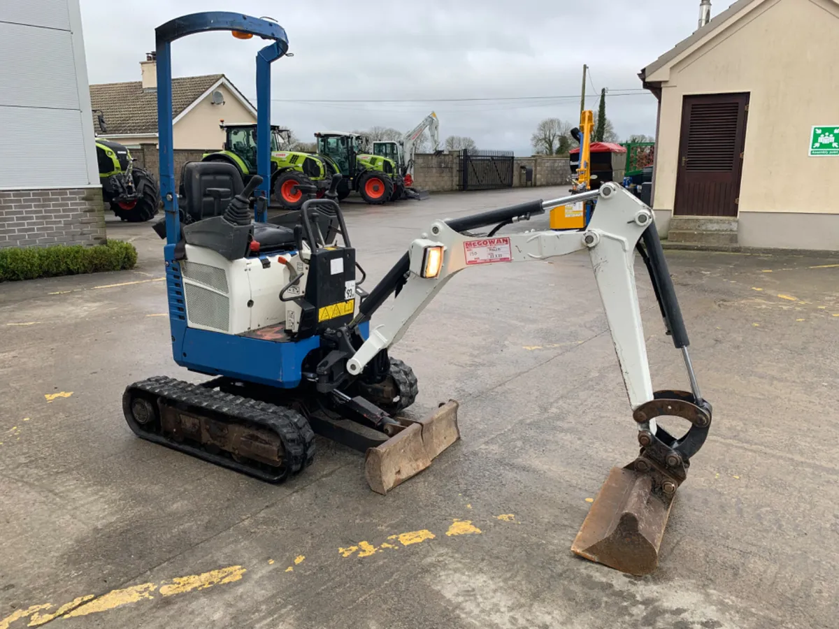 Bobcat E10z Micro Digger - €119 per week - Image 2