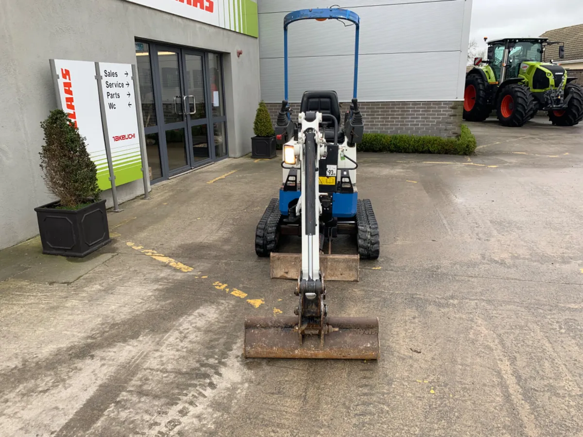 Bobcat E10z Micro Digger - €119 per week - Image 3