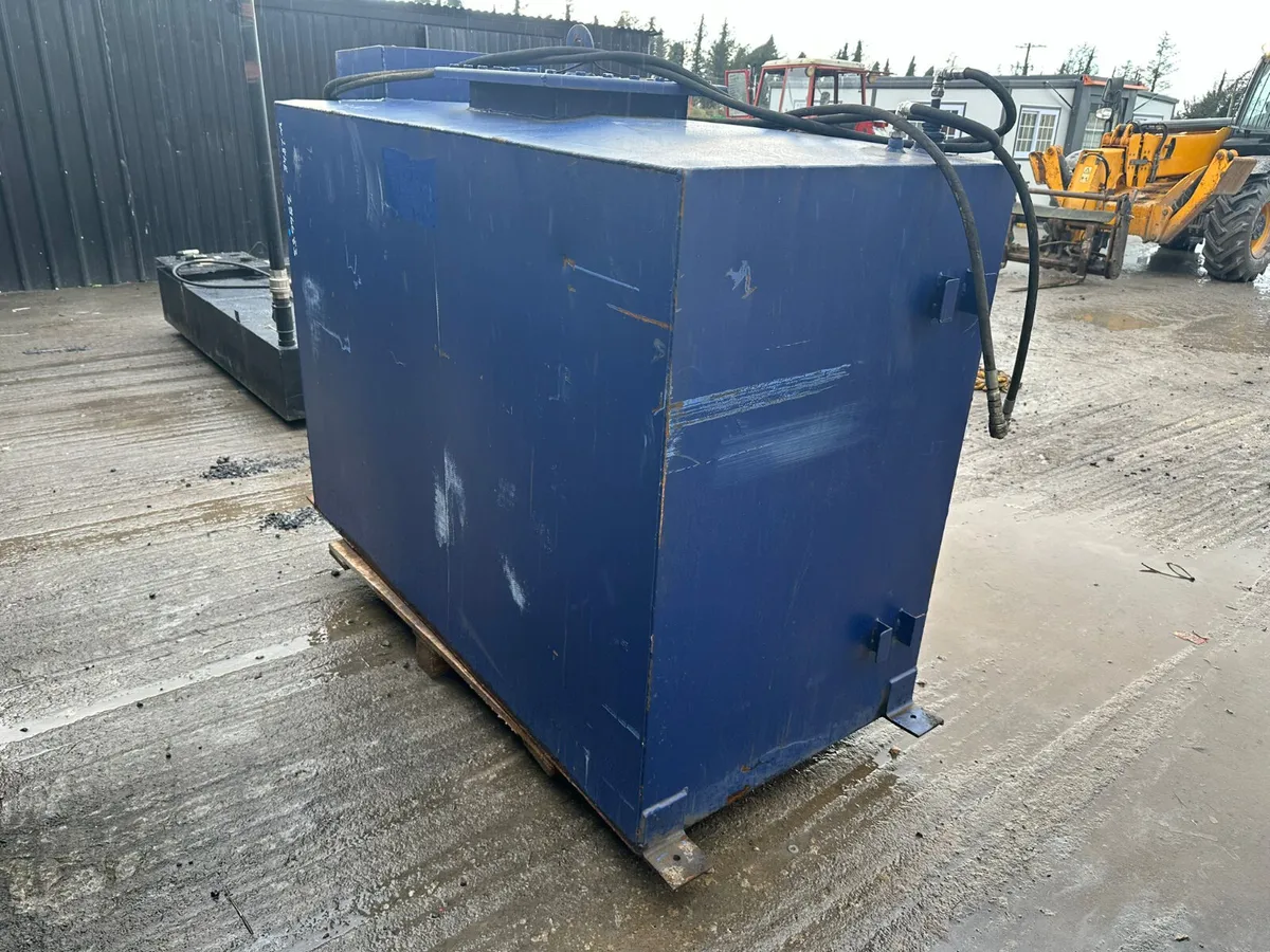 1000L  Diesel Bowser - Image 3