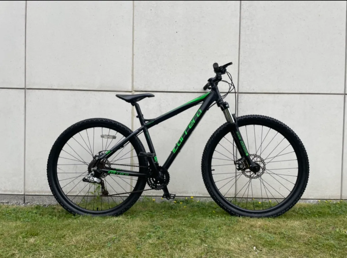 Carrera mountain bike sales hellcat