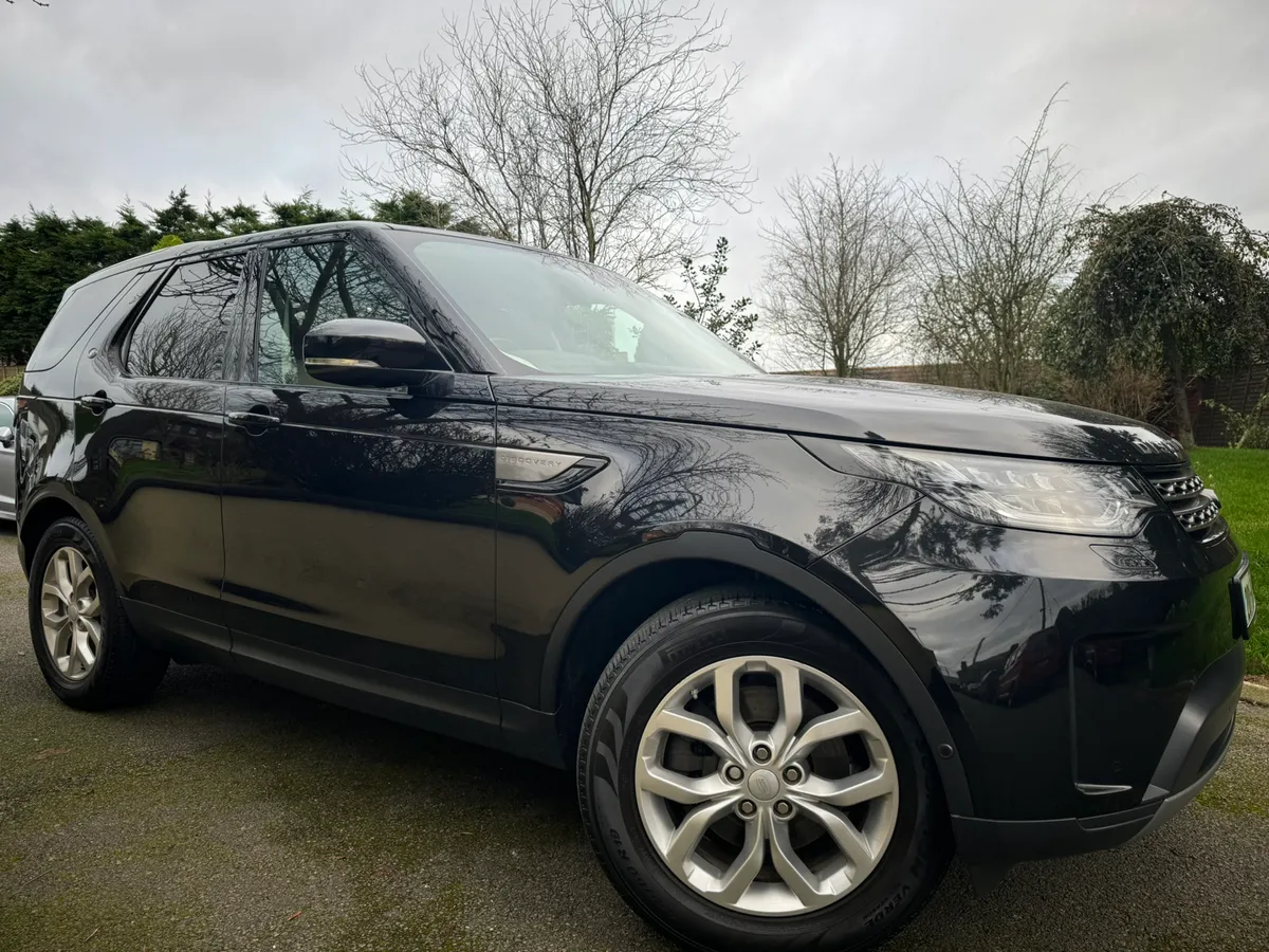 201 LandRover discovery 7 seater low km