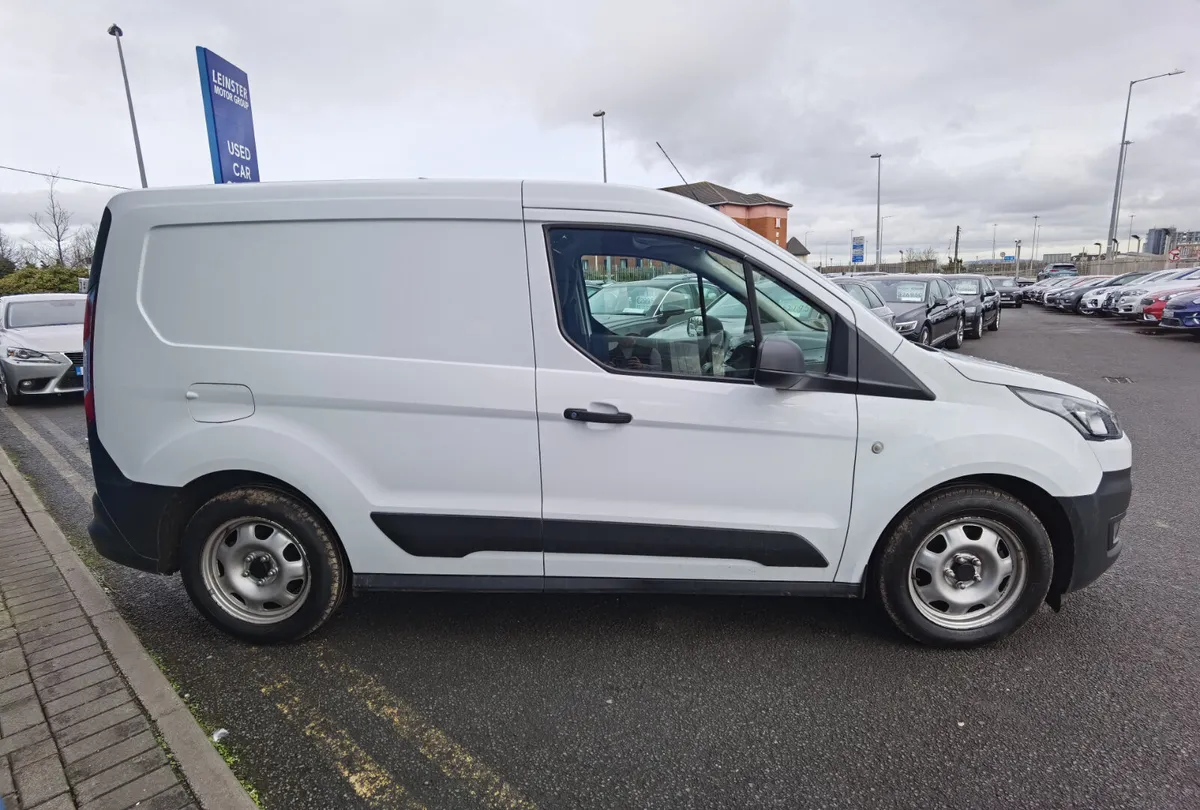 FORD TRANSIT CONNECT 1.5 SWB  (€14,950 INC. VAT) - Image 4