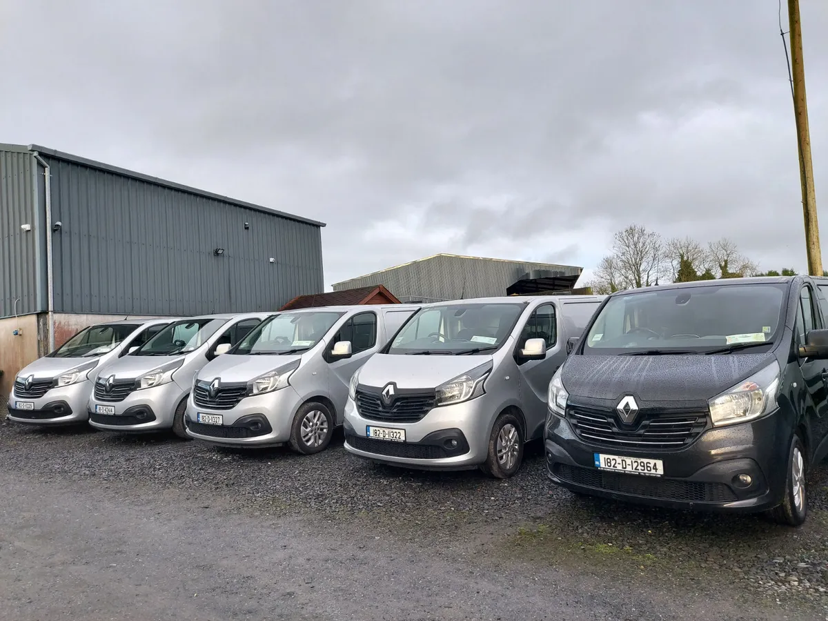 RENAULT TRAFIC 2018 X 5' Choice OF 5 - Image 1