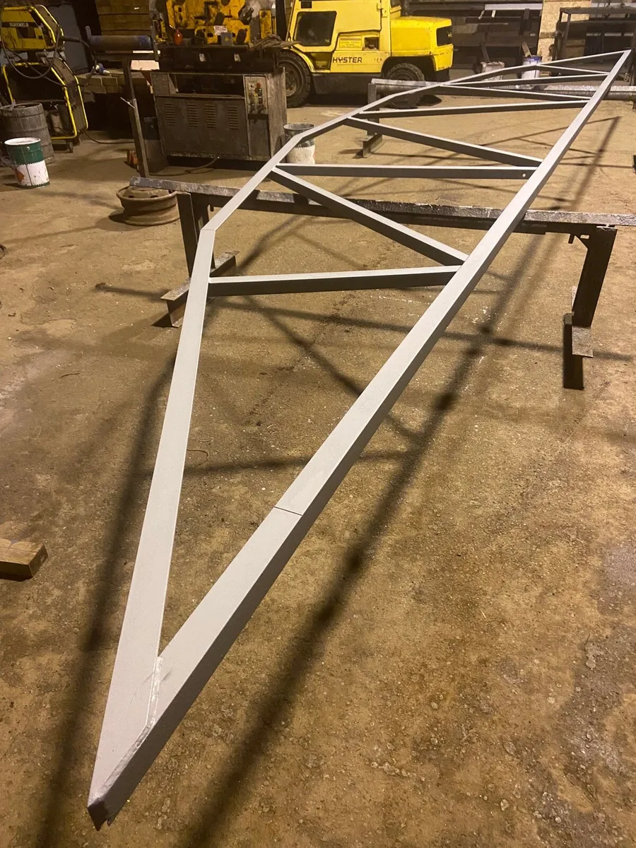 Round roof trusses for sale in Co. Tipperary for €430 on DoneDeal