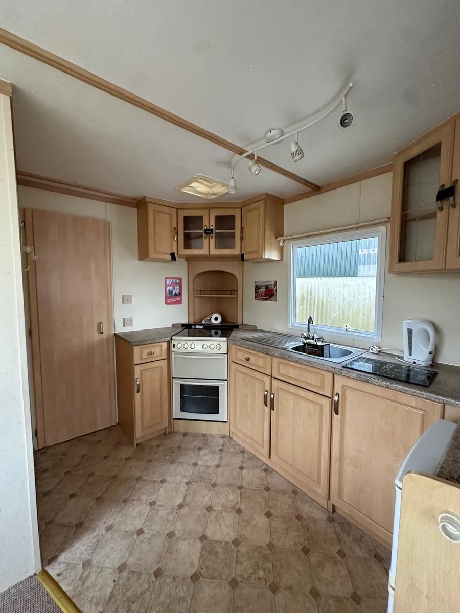 3 Bed with Oil Heat. Ideal for workers / self buil - Image 4