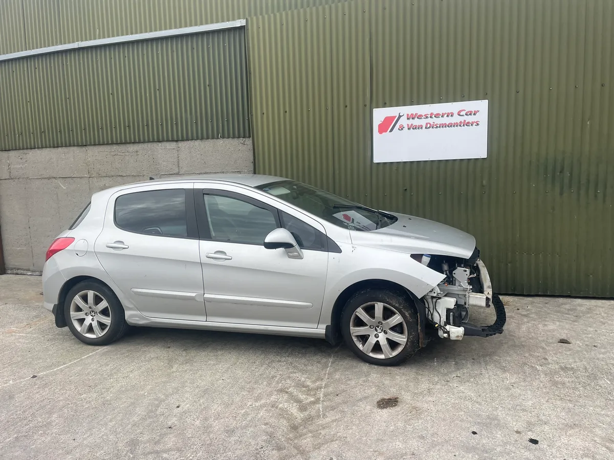 2013 Peugeot 308 1.6 hdi for dismantling