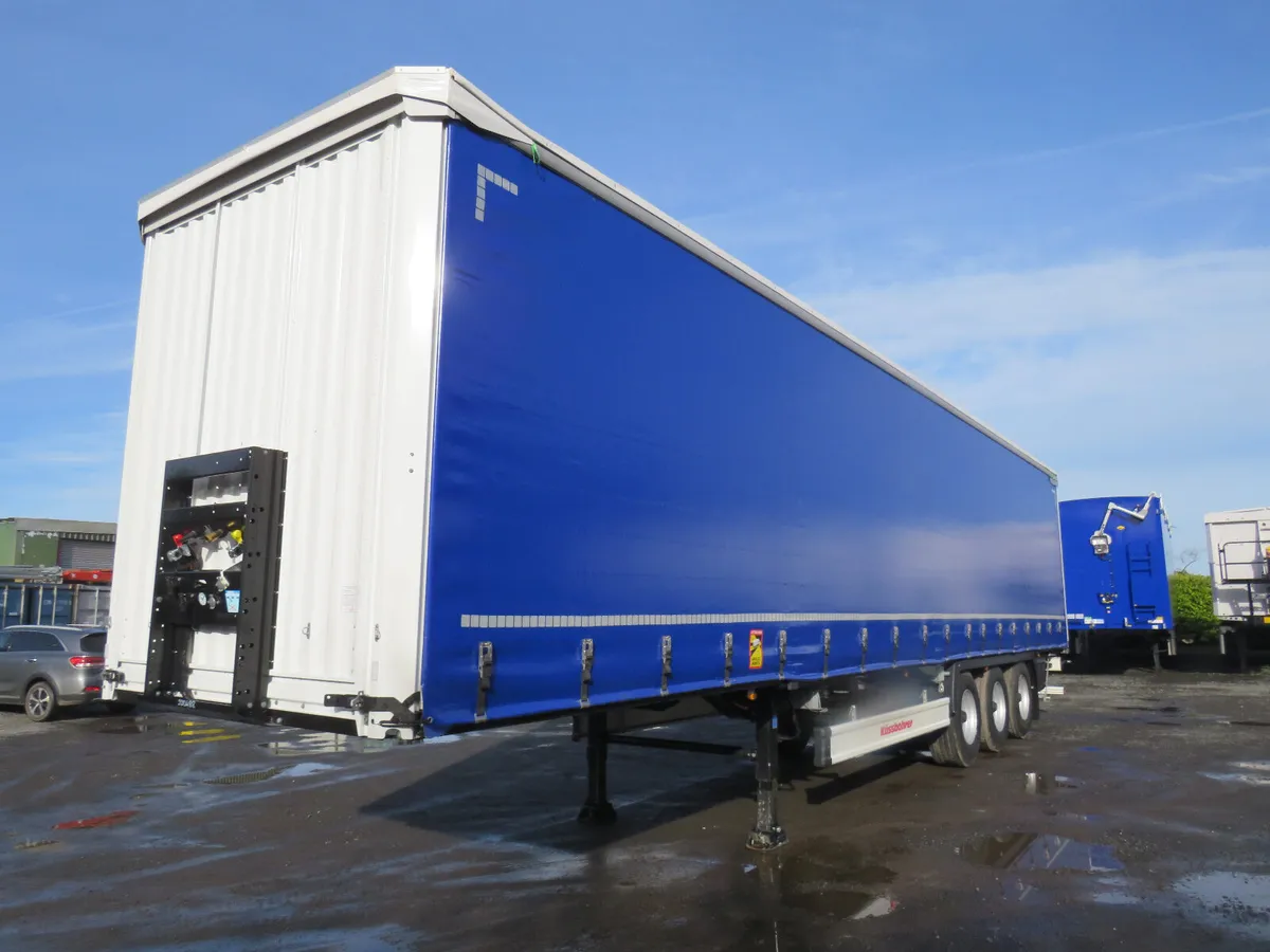 For Hire Kassbohrer Euroliner withTail lift - Image 1