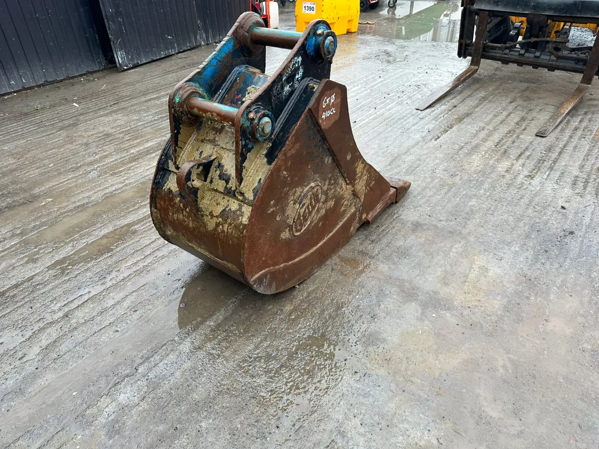 24'' Digging Bucket 65mm pin - Image 2