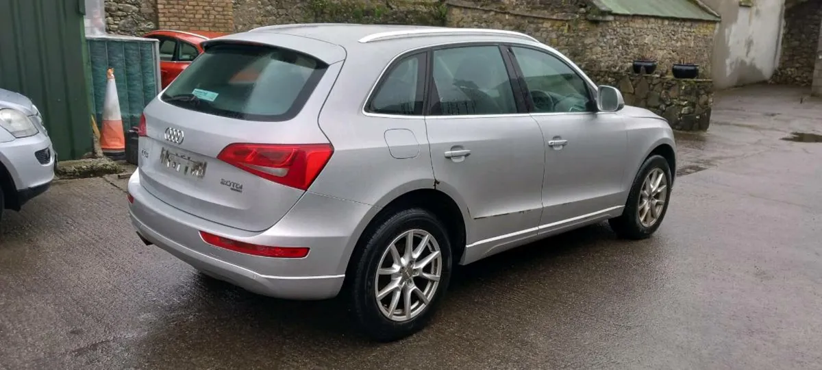 2011 Audi Q5 2.0TdI Quatro ♻️ FOR PARTS ♻️ - Image 1