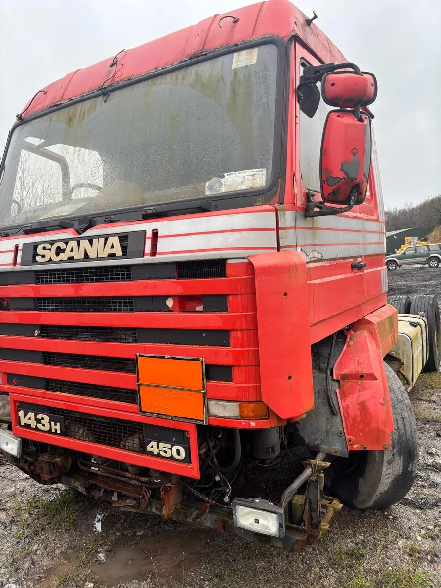 Scania 143 engine for turf machine