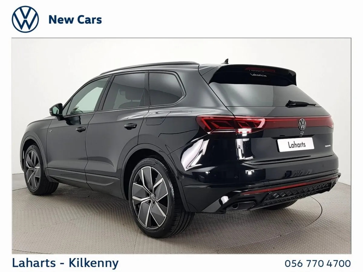 Volkswagen Touareg Touareg RMI 3.0 TSI Phev 462HP - Image 3