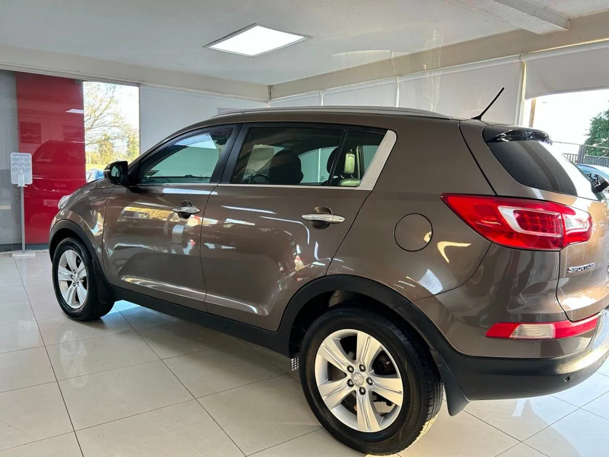 Kia Sportage EX MY 2013 5dr - Image 2