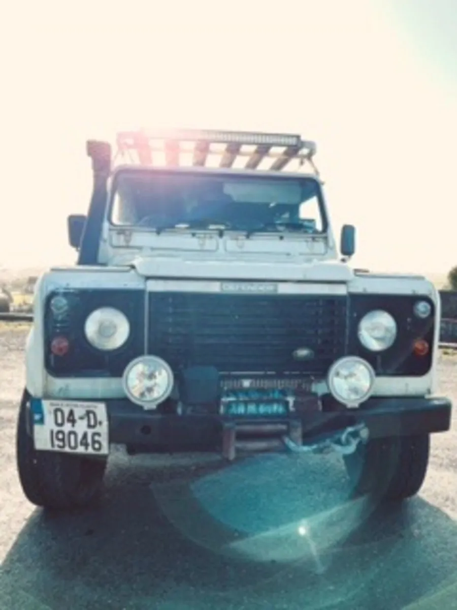 Land Rover Defender 2004