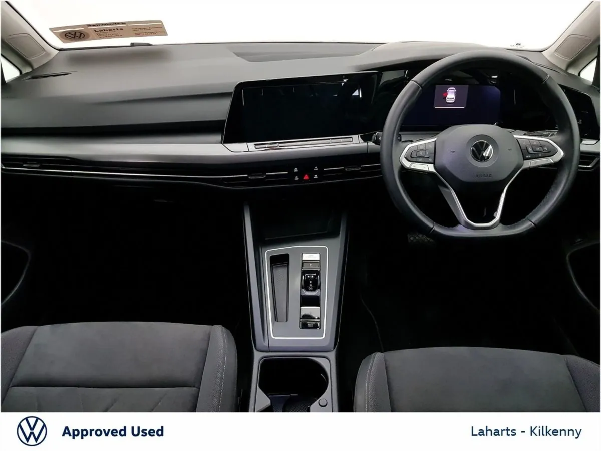 Volkswagen Golf Style 1.4tsi 5DR 204HP Phev - Image 4