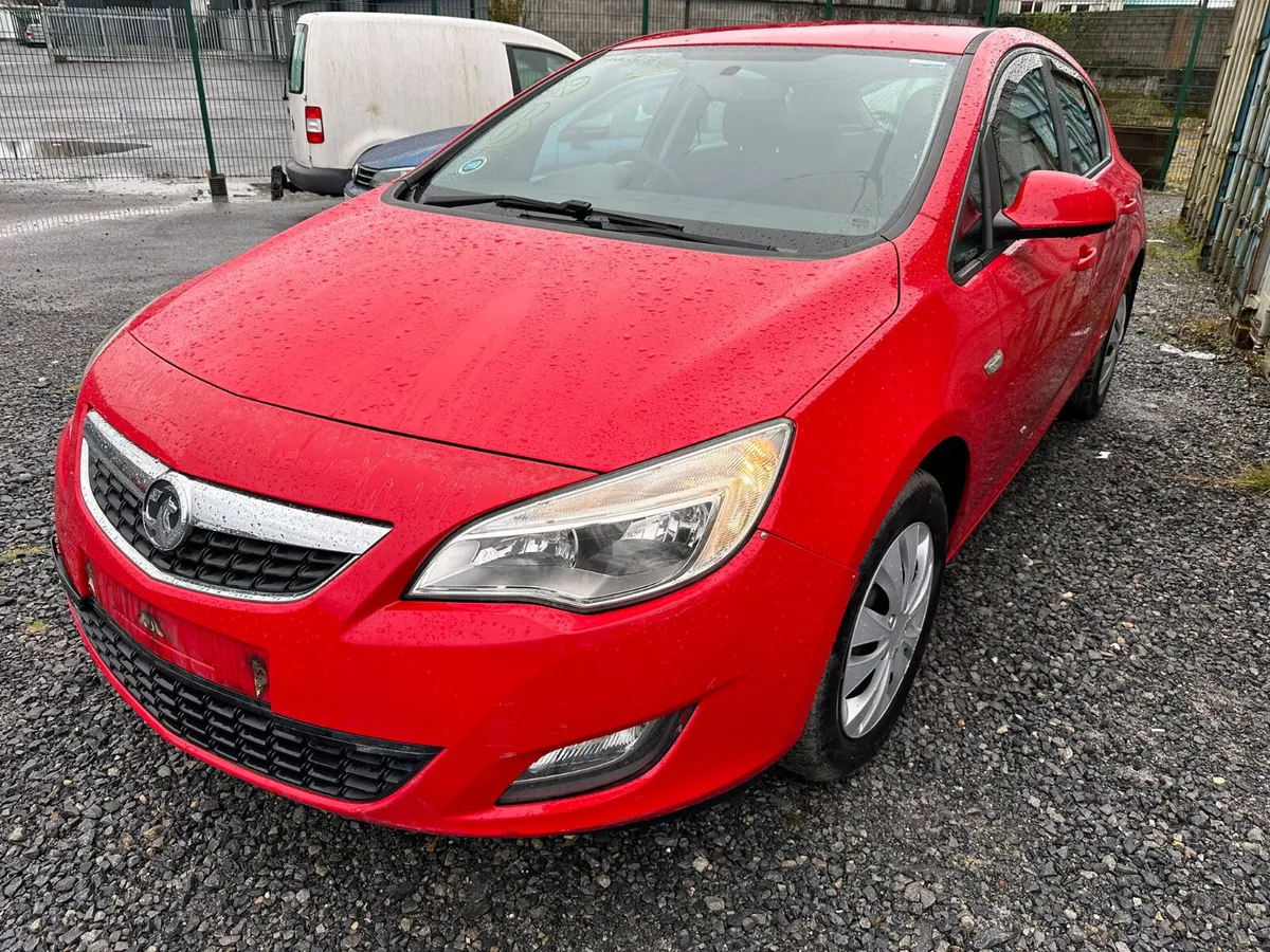 10 OPEL ASTRA  1.4 P (A14XER) FOR BREAKING - Image 1