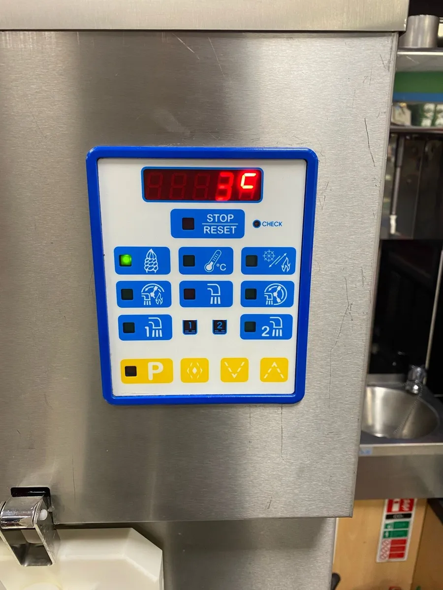 Carpigiani Ice cream machine and milkshake mixer for sale in Co. Cavan for €5,500 on DoneDeal