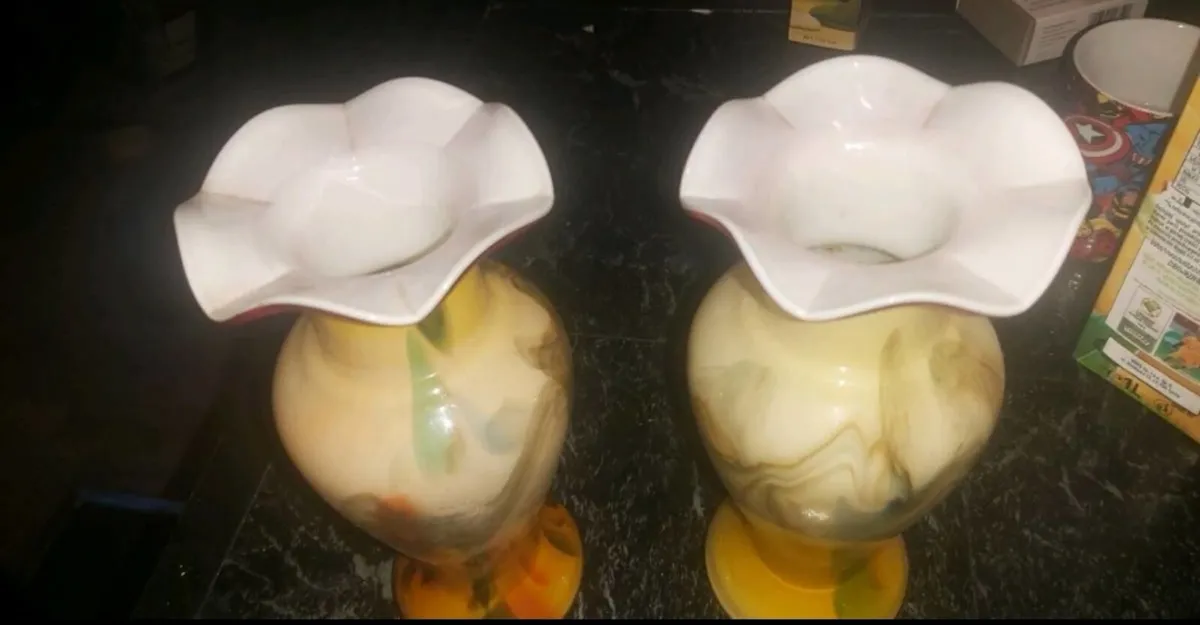 2 Stunning glass Murano? vase - Image 3