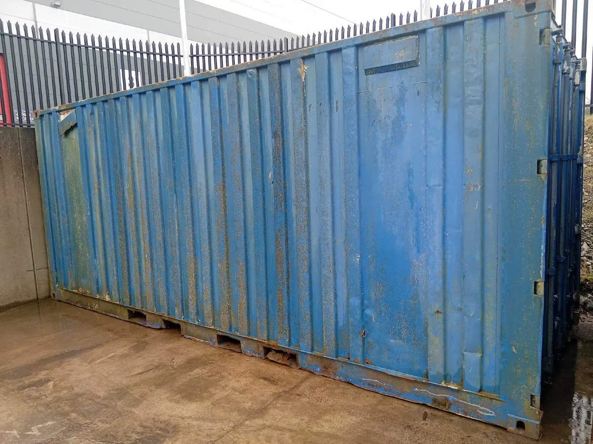 20' container - Image 1