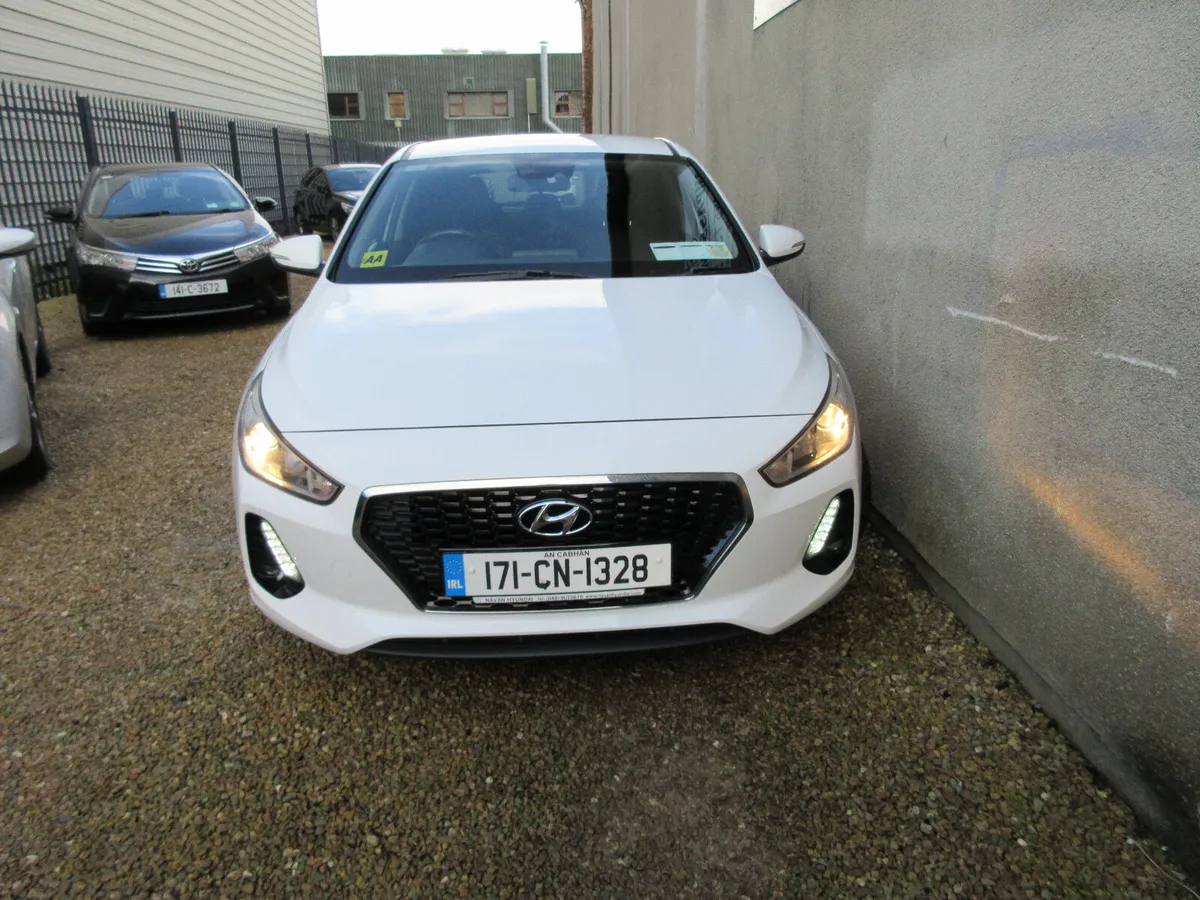 2017 Hyundai i30 1.6 Diesel Reverse Camera - Image 3
