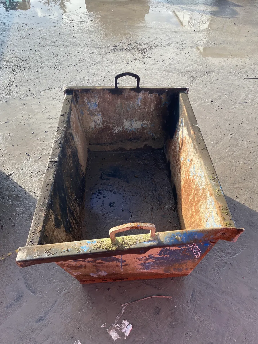 Choice of 2 Mortar Bins - Image 4
