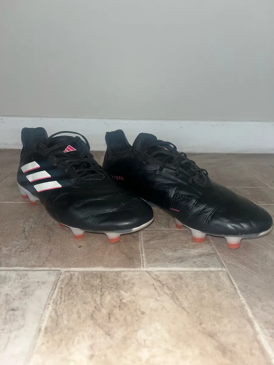 Football boots: Adidas Copa Pure .1 - Image 1