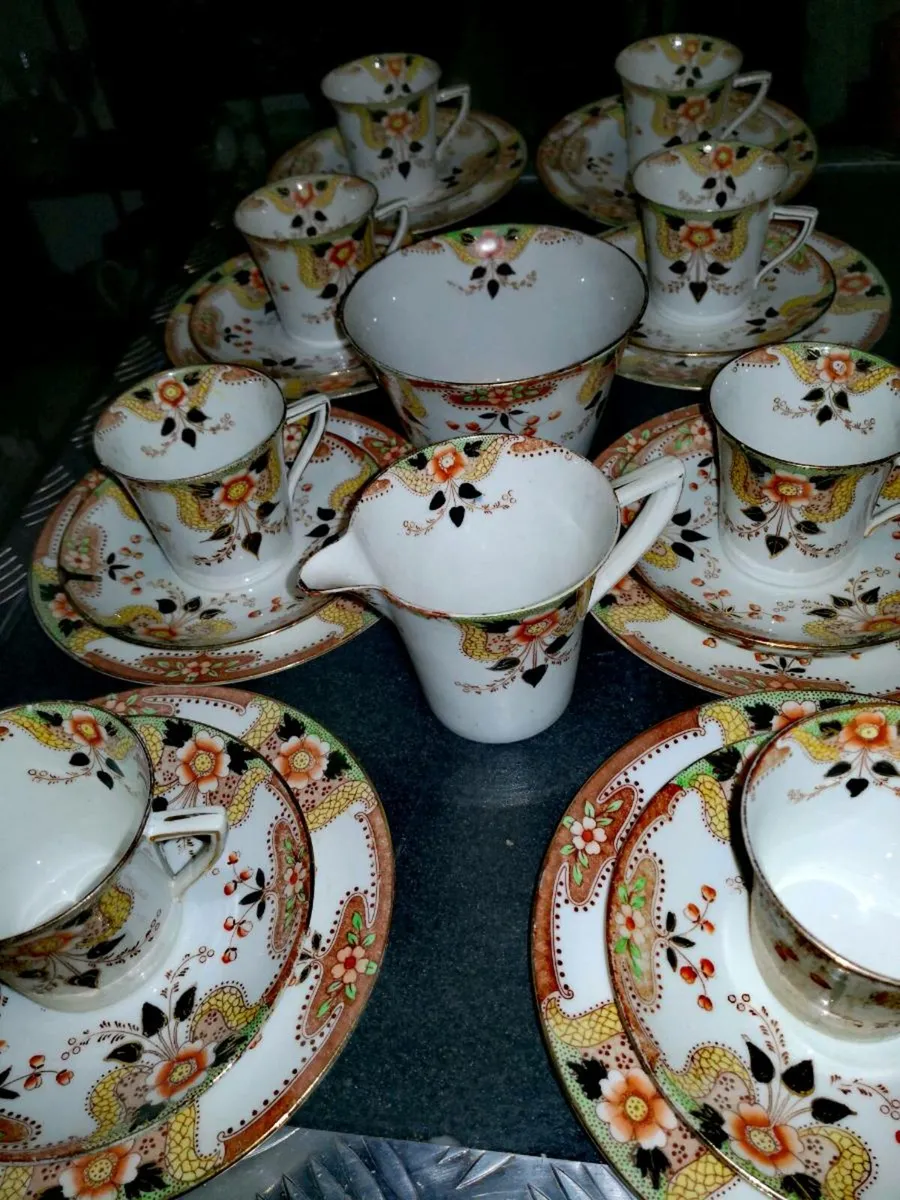 Stunning Adria bone china teaset 25pcs - Image 2