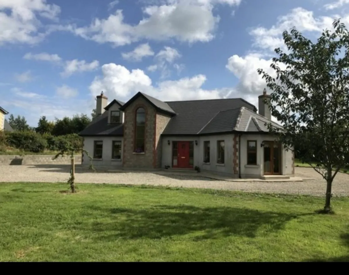 Holiday Home in Wexford for sale in Co. Wexford for €1,600 on DoneDeal