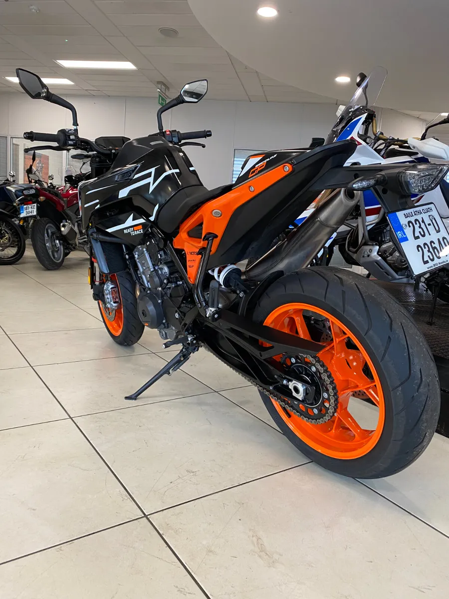 KTM 890 Duke GP - Image 4
