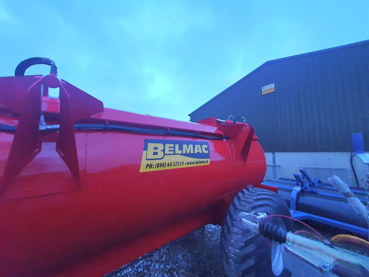 Belmac 10.5 cy Side Spreader with double rams - Image 4