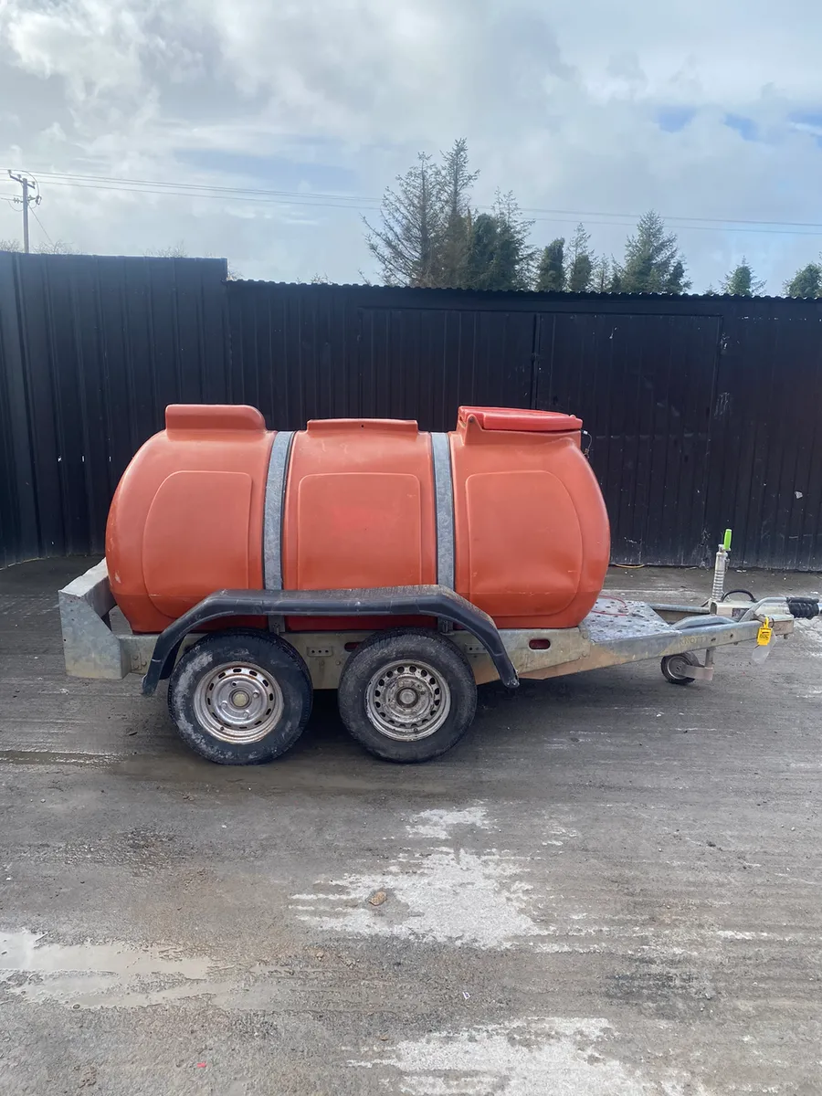 2000L Western Water Bowser - Image 2