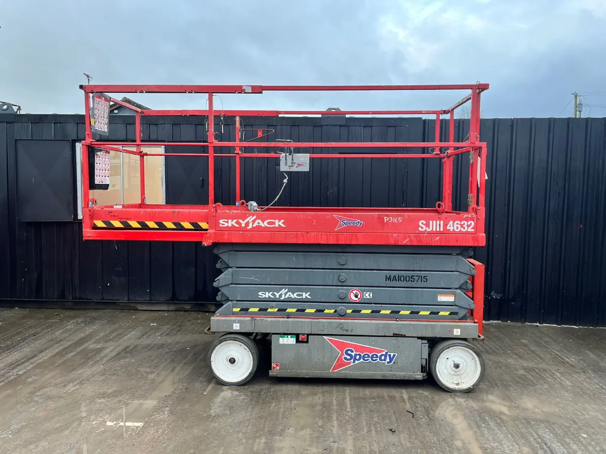 Skyjack SJ4632 Electric scissor Lift - Image 1