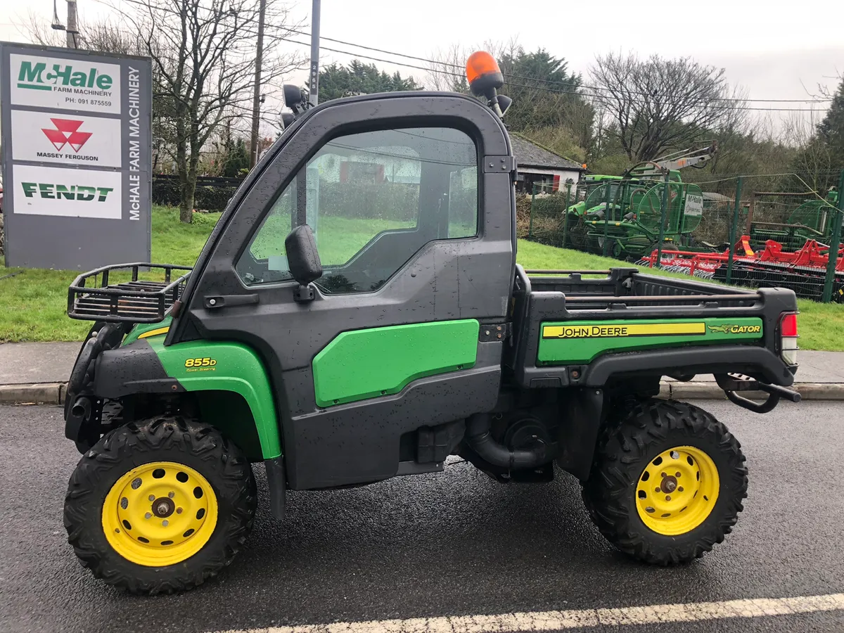 John Deere 855D Gator