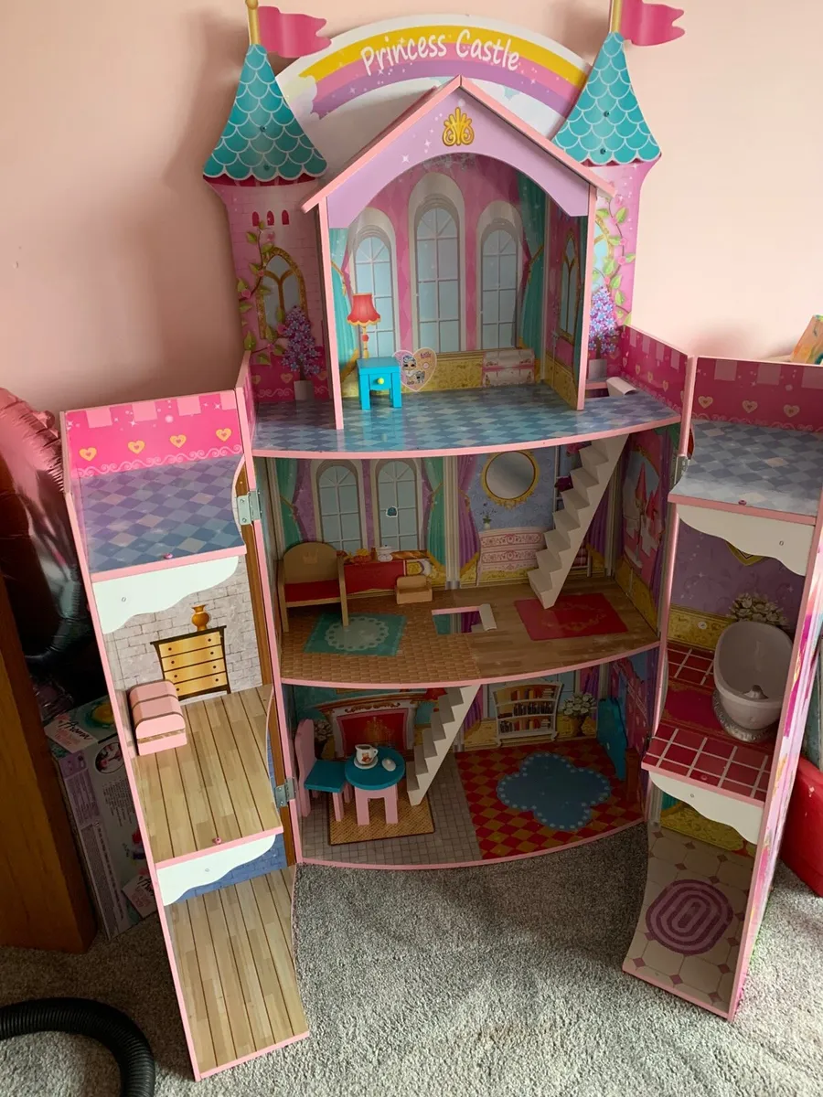 Princess castle for store sale