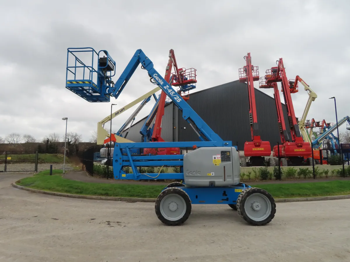 Genie Z45/25J Articulated Boom Lift SN2686 - Image 2