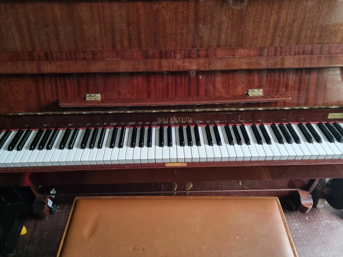 Waldstein deals upright piano